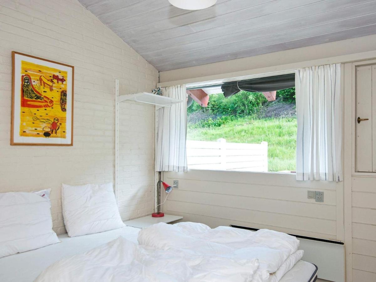6 Person Holiday Home In Обенро Экстерьер фото